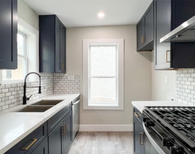 4704 Greenbriar - Photo Thumbnail 4