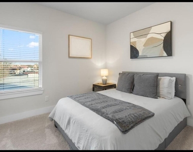 4681 Bellfort Street - Photo Thumbnail 9