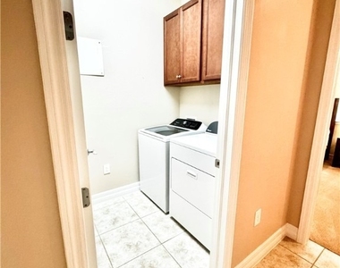 6421 Liberty Street - Photo Thumbnail 11