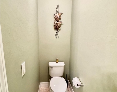 6421 Liberty Street - Photo Thumbnail 23