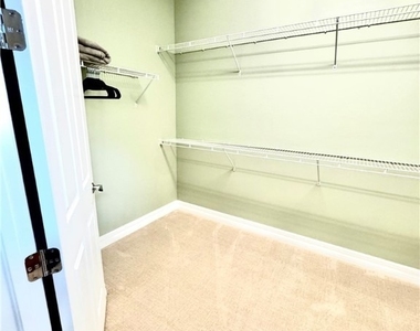 6421 Liberty Street - Photo Thumbnail 24