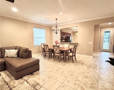 6421 Liberty Street - Photo Thumbnail 10