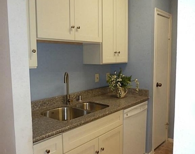 7900 N Stadium Drive - Photo Thumbnail 1