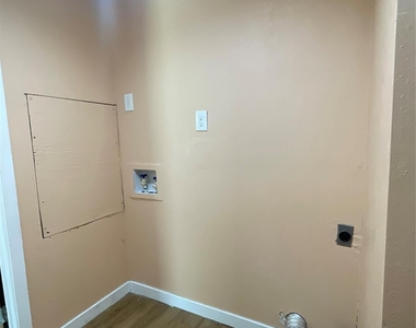 25956 Lantern Lane - Photo Thumbnail 6