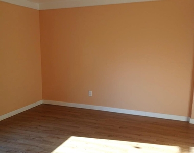 25956 Lantern Lane - Photo Thumbnail 4