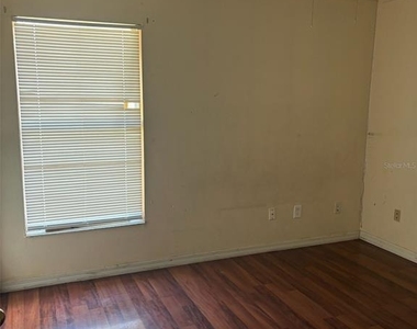 673 Cotulla Drive - Photo Thumbnail 2