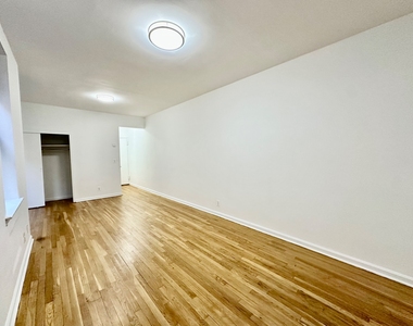 205 West 91st Street - Photo Thumbnail 2