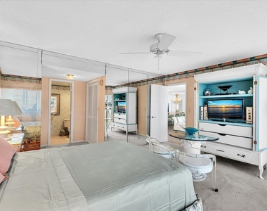 1537 E Hillsboro Boulevard - Photo Thumbnail 31