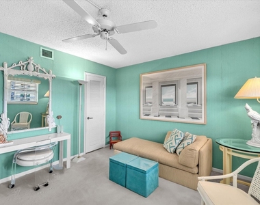 1537 E Hillsboro Boulevard - Photo Thumbnail 38