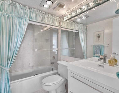 1537 E Hillsboro Boulevard - Photo Thumbnail 39