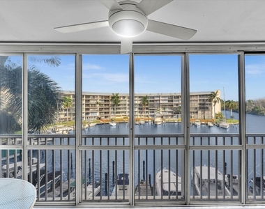 1537 E Hillsboro Boulevard - Photo Thumbnail 22