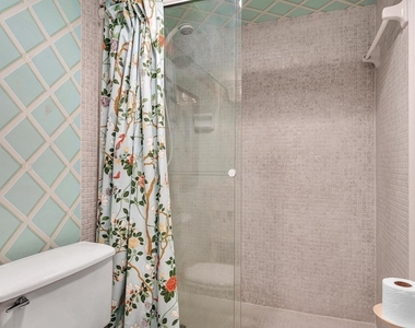 1537 E Hillsboro Boulevard - Photo Thumbnail 35