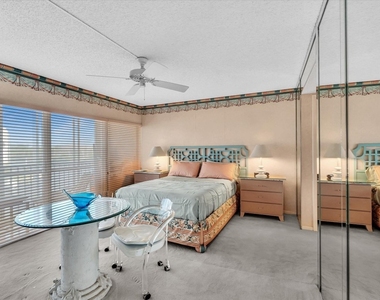1537 E Hillsboro Boulevard - Photo Thumbnail 30