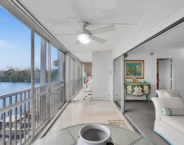 1537 E Hillsboro Boulevard - Photo Thumbnail 24