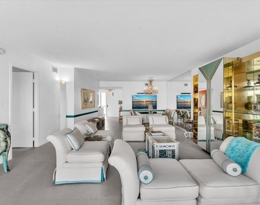 1537 E Hillsboro Boulevard - Photo Thumbnail 29