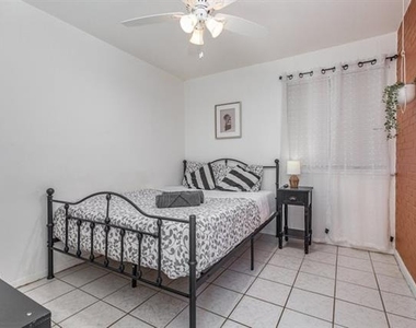 2404 Crestview Circle - Photo Thumbnail 20