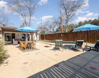 2404 Crestview Circle - Photo Thumbnail 32