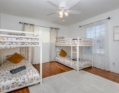 2404 Crestview Circle - Photo Thumbnail 21