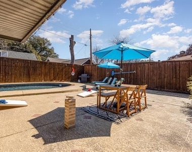 2404 Crestview Circle - Photo Thumbnail 4