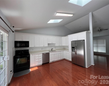 5312 Rea Road - Photo Thumbnail 9