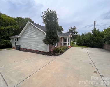 5312 Rea Road - Photo Thumbnail 33