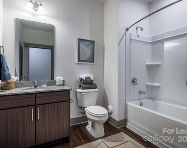 1021 Glenn Valley Lane - Photo Thumbnail 24