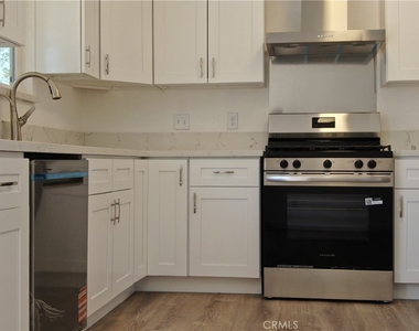 332 Date Ave - Photo Thumbnail 8