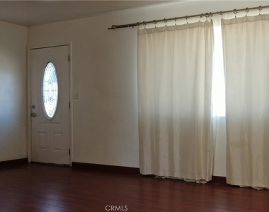 332 Date Ave - Photo Thumbnail 3