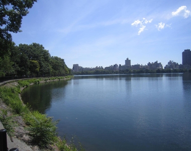 293 Central Park W - Photo Thumbnail 11