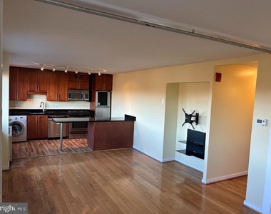 7333 New Hampshire Avenue - Photo Thumbnail 10