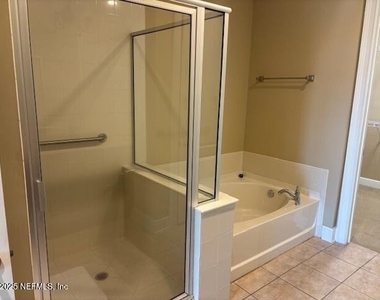 4300 South Beach Parkway - Photo Thumbnail 8