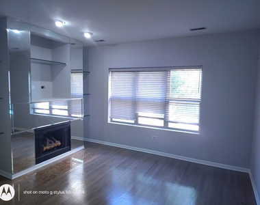 2367 E 70th Place - Photo Thumbnail 15