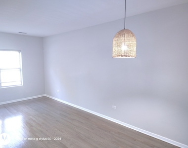 2367 E 70th Place - Photo Thumbnail 11