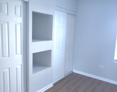 2367 E 70th Place - Photo Thumbnail 17