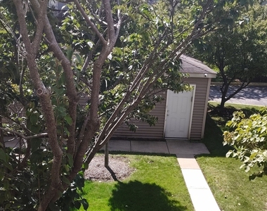 2367 E 70th Place - Photo Thumbnail 25