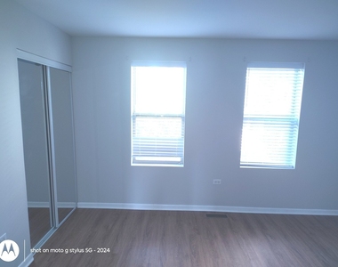2367 E 70th Place - Photo Thumbnail 13