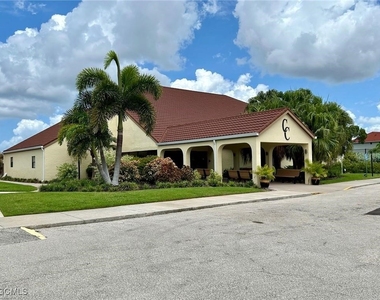 11110 Caravel Circle - Photo Thumbnail 11