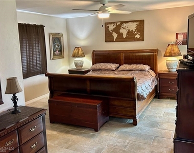 11110 Caravel Circle - Photo Thumbnail 6