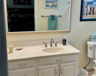 11110 Caravel Circle - Photo Thumbnail 7