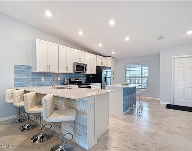 15960 Grassland Lane - Photo Thumbnail 9
