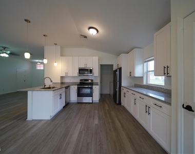 1502 Scholar Court - Photo Thumbnail 2