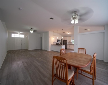1502 Scholar Court - Photo Thumbnail 7