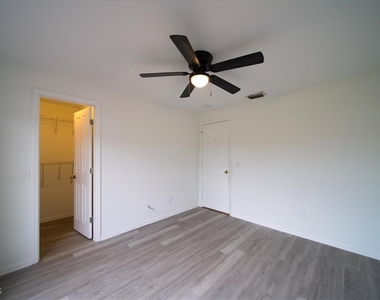 1502 Scholar Court - Photo Thumbnail 19