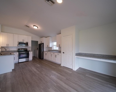1502 Scholar Court - Photo Thumbnail 4