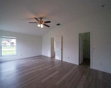 1502 Scholar Court - Photo Thumbnail 8