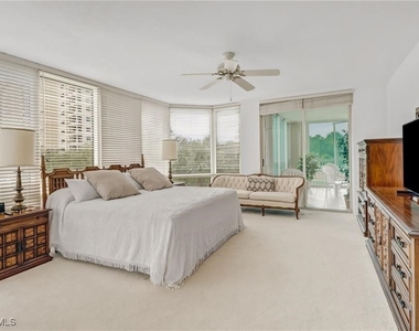 7515 Pelican Bay Boulevard - Photo Thumbnail 6