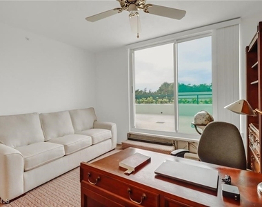 7515 Pelican Bay Boulevard - Photo Thumbnail 12