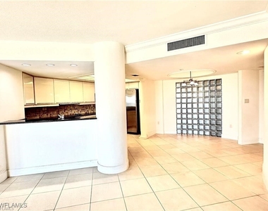 4751 Gulf Shore Boulevard N - Photo Thumbnail 21