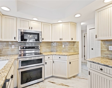 13601 Worthington Way - Photo Thumbnail 1