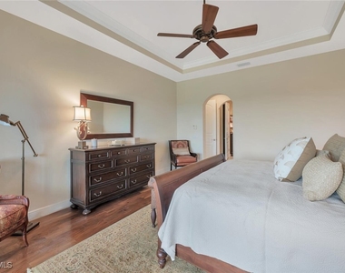 2543 Marquesa Royale Lane - Photo Thumbnail 28